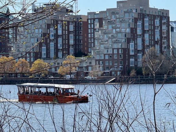 75-83 Cambridge Pkwy #802, Cambridge, MA 02142