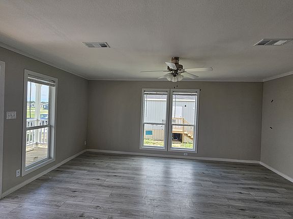 3rd image of 709 Split Rail Pkwy #249