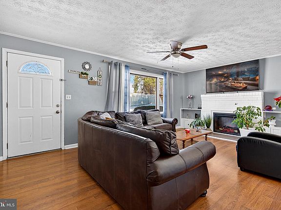 2nd image of 3505 E Joppa Rd