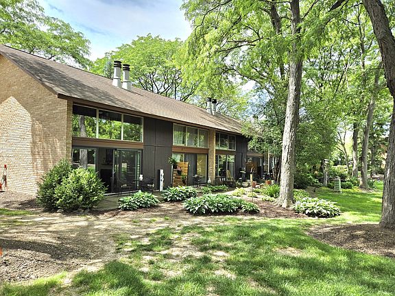 2nd image of 5961 Meadow Dr #161-F