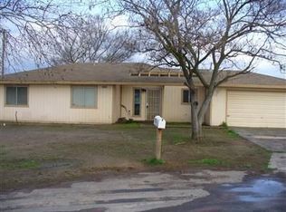 18045 Schmidt Pl, Madera, CA 93638