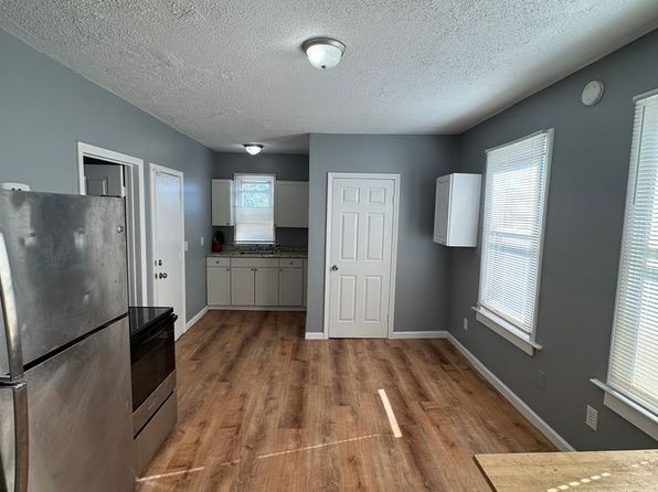 23 Pond Lily Ave