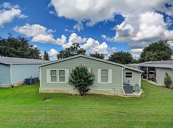 2nd image of 320 Kingslake Dr