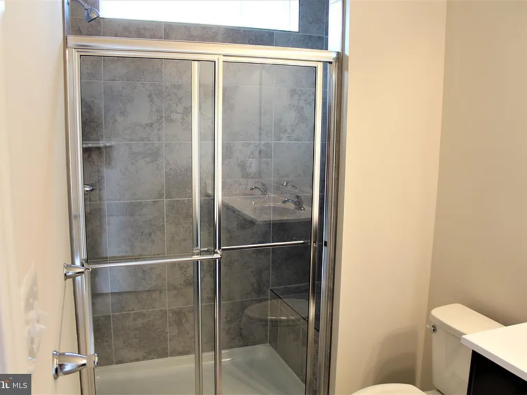 6050 Krantz Dr — Photo 11
