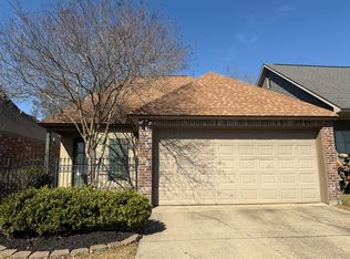 17517 Willow Trail Dr, Baton Rouge, LA 70817