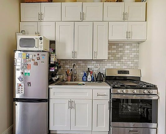 3rd image of 424 E 115th St #3A