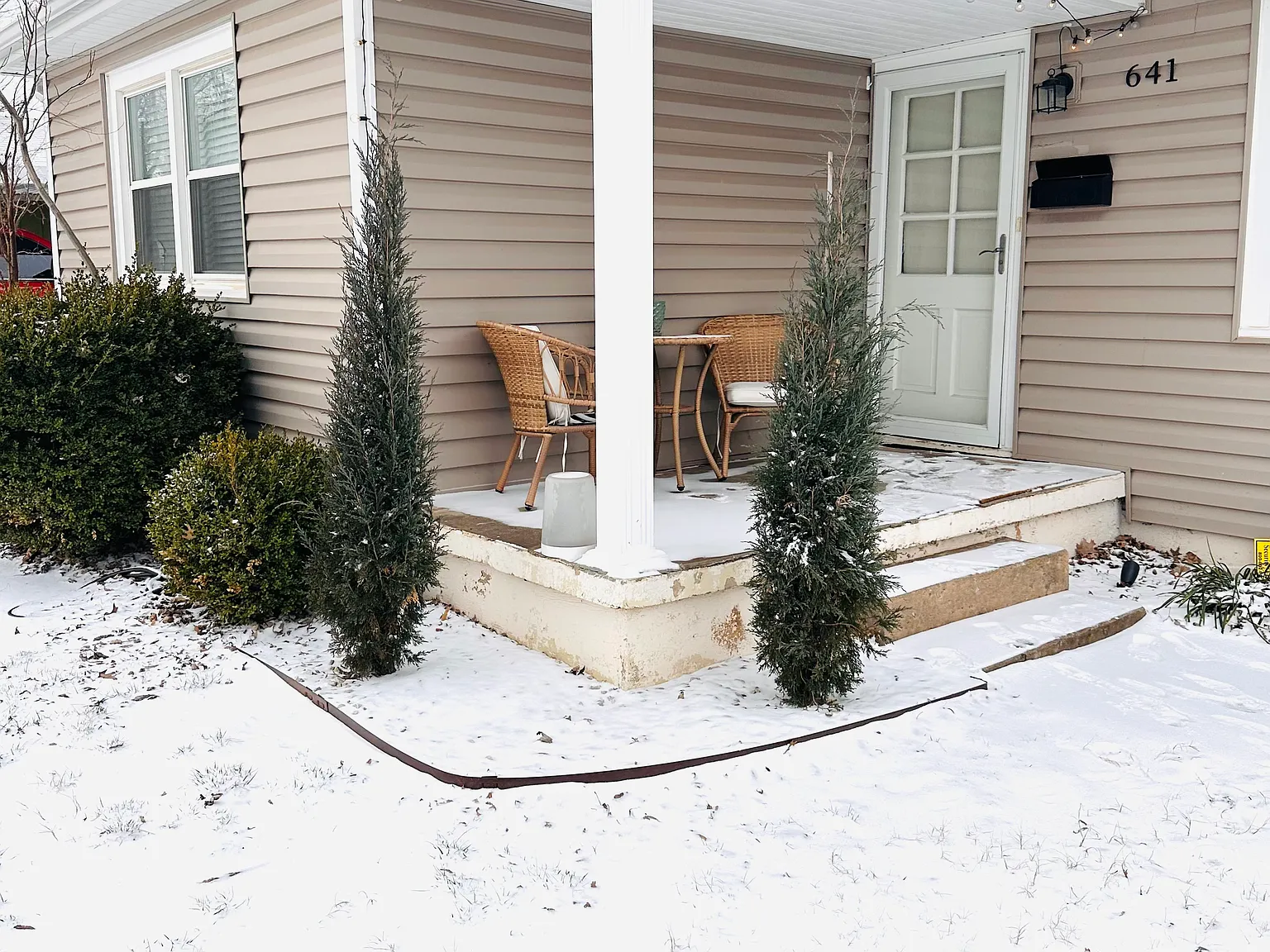 3 bed, 942 sqft, $1,500 — Photo 1
