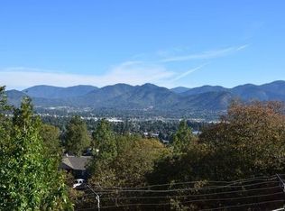 388 Claibourn Dr, Grants Pass, OR 97527