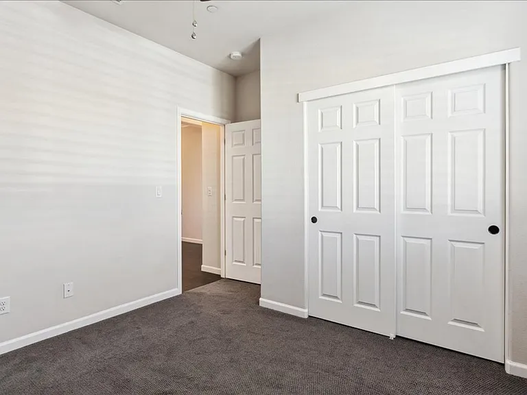 1875 Verrazona Dr — Photo 5