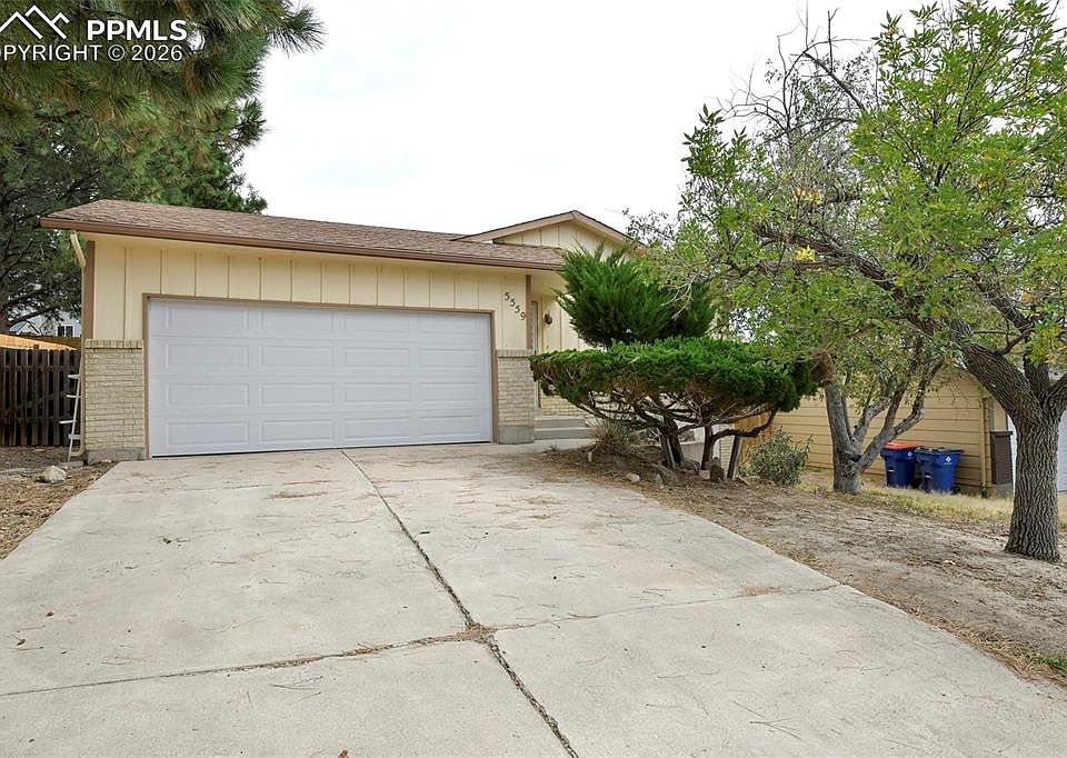 1st image of 5559 Descanso Cir E