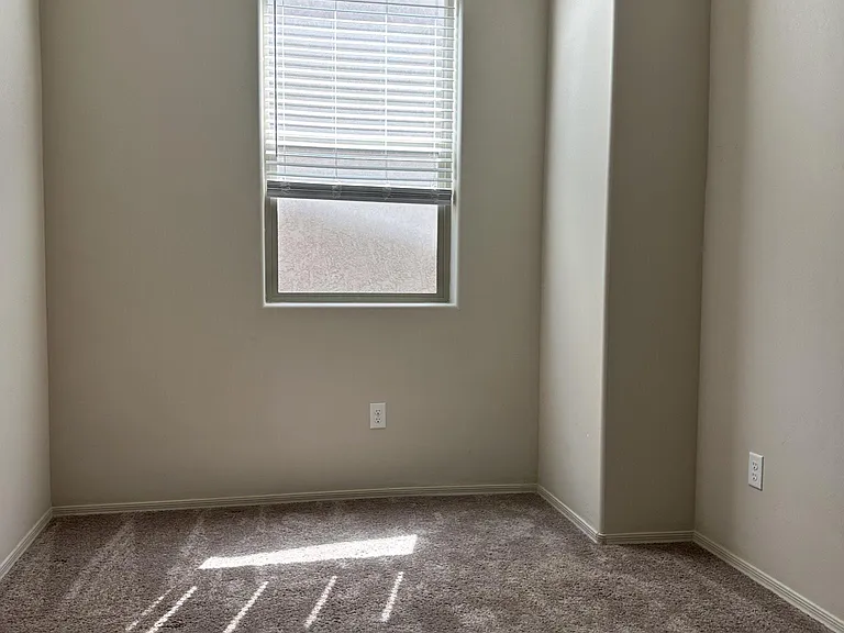 4263 E Columbus Park Pl — Photo 13