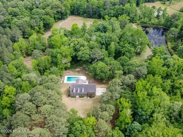 6375 Swanns Station Road, Sanford, NC 27332