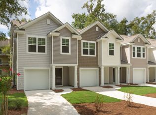 4670 Palm View Cir, North Charleston, SC 29418