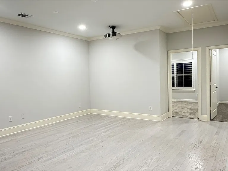 7525 Renaissance Blvd — Photo 26