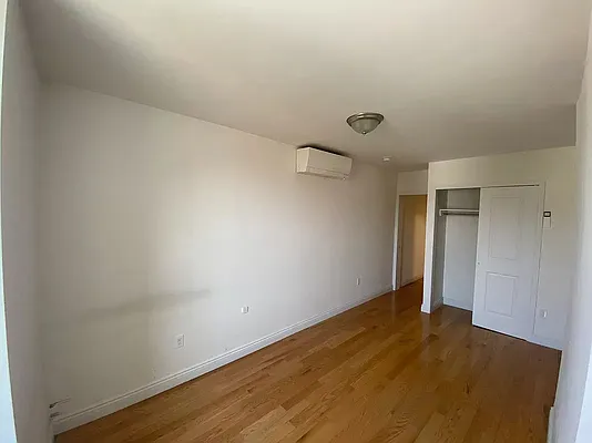 Rented by REAL New York | media 8