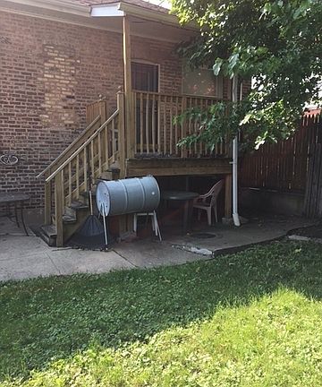 2nd image of 1541 N Mason Ave