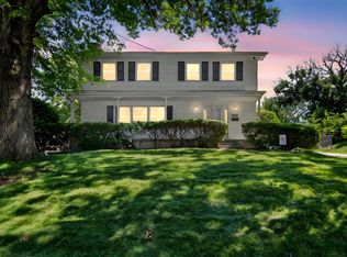 2534 Madison Ave, Des Moines, IA 50310