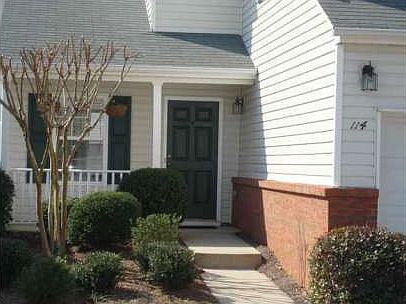 2nd image of 114 Swanee Ln