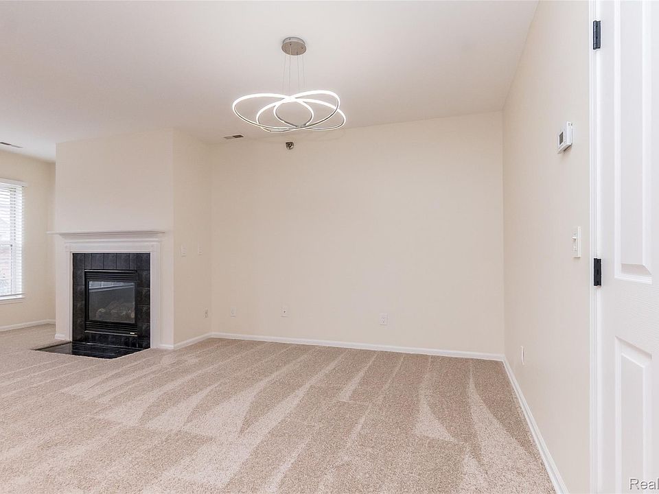 25540 Saint James, photo 14