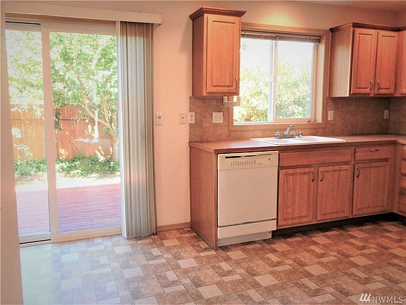 5th image of 1415 S 90th Street Ct