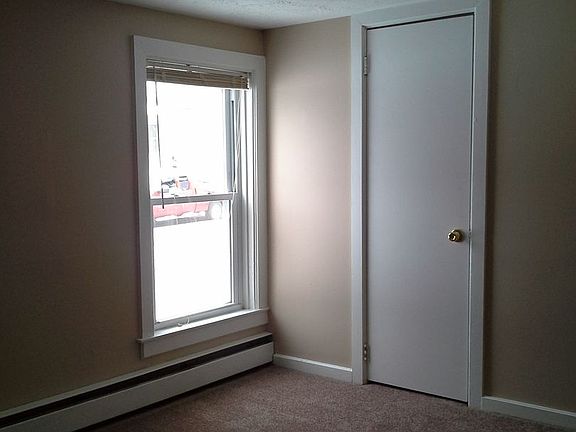 3rd image of 625 E Church St APT 1
