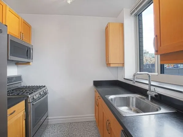 401 E 60th St APT 6E, New York, NY 10022