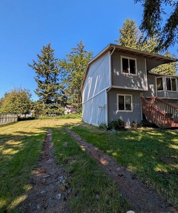 2nd image of 12905 Ridge Circle E