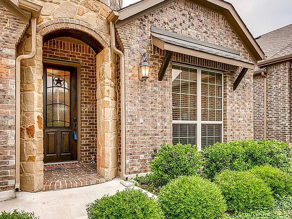 3rd image of 12825 Black Hills Dr