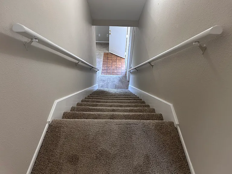 398 Dunant Dr — Photo 20