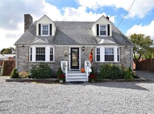 1008 Main Ave, Warwick, RI 02886