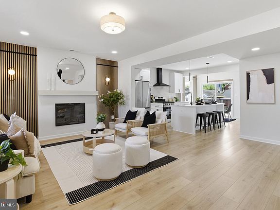 5th image of 4011 Woodlea Ave