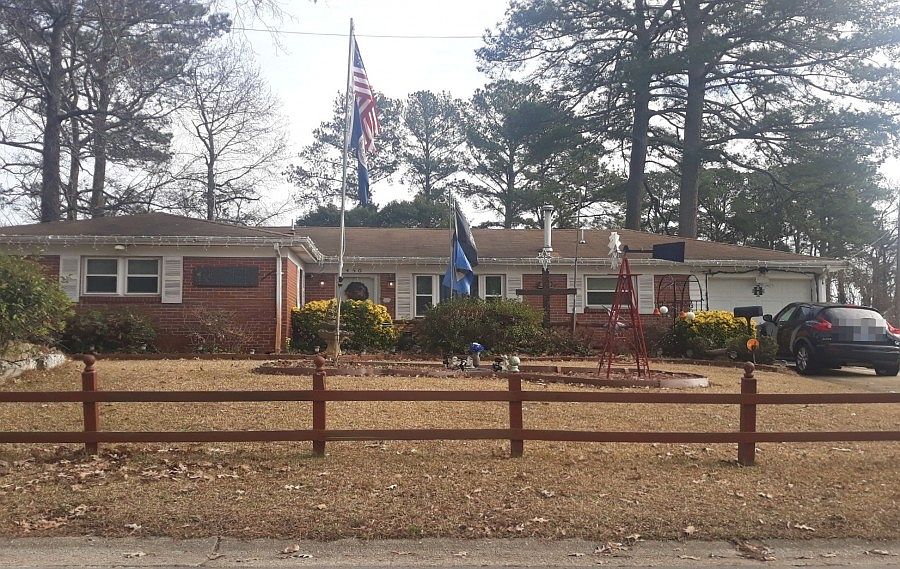1st image of 450 Barcelona Ln