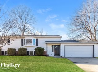 8650 Lighthorse Dr, Indianapolis, IN 46231