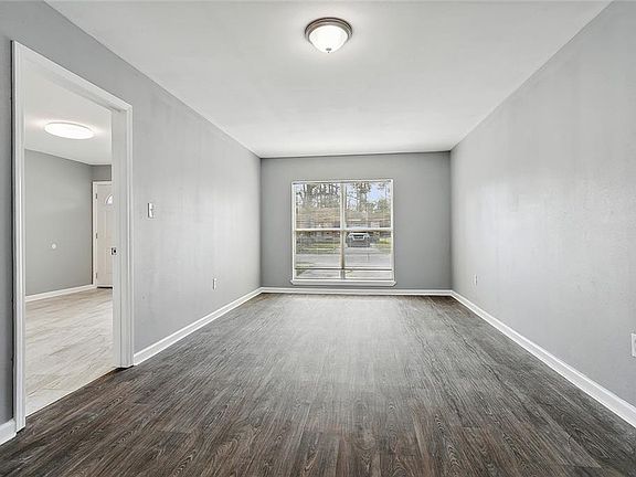 4th image of 1730 Lynnwood Dr