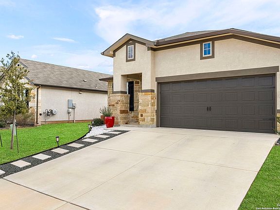 2nd image of 2350 Greystone Landing