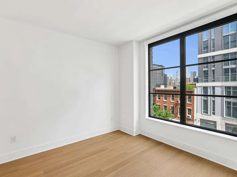 499 President St #518 — Photo 5