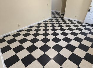804 Chestnut St, Hopewell, VA 23860