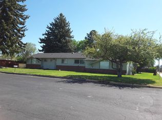 1462 SW 12th St, Redmond, OR 97756