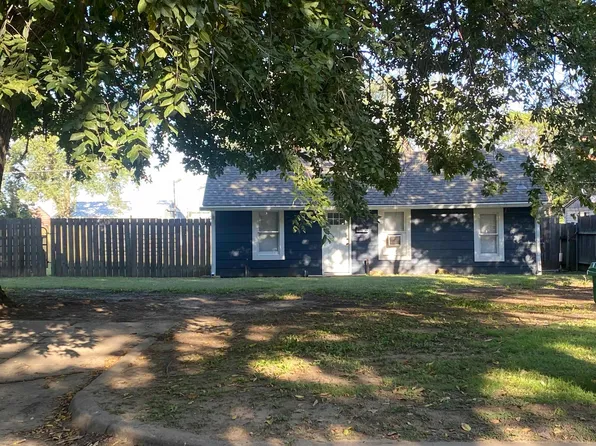 1632 S Dodge Ave, Wichita, KS 67213