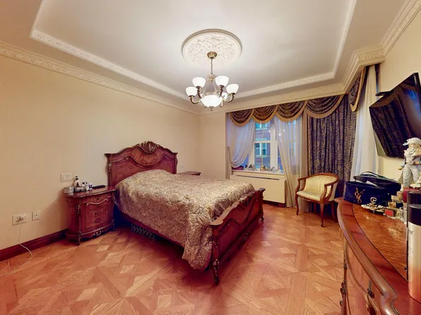 120 Oceana Drive West image 17 of 37