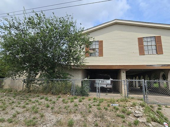 5th image of 2409 Ugarte St