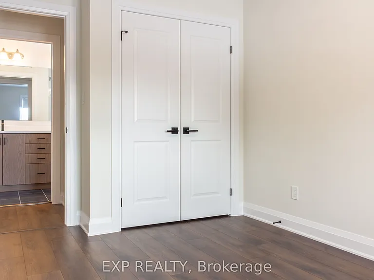 6 Dominique St — Photo 19