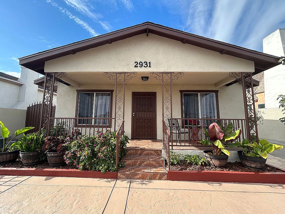 1st image of 2931 Flower St