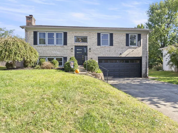 2912 Neal Dr, Lexington, KY 40503
