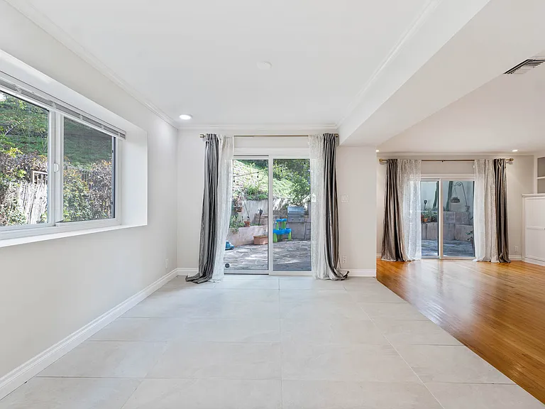 4208 Morro Dr — Photo 13