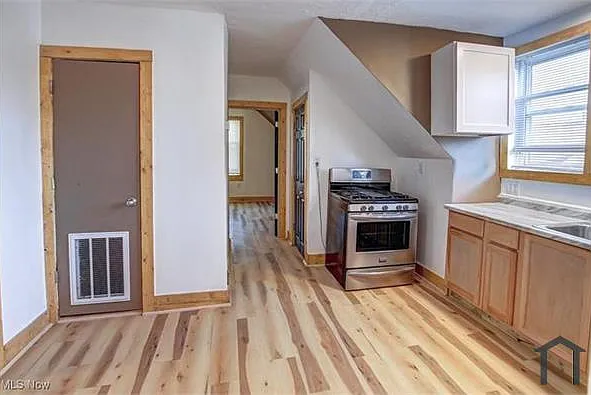 1 bed, 700 sqft, $1,062 — Photo 4
