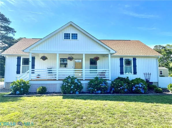 428 Smith Point Rd, Reedville, VA 22539