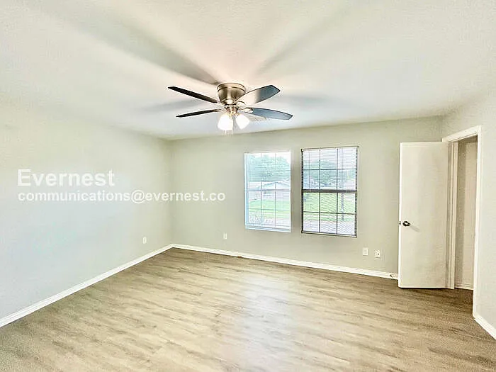 328 Ezekial Ave — Photo 10