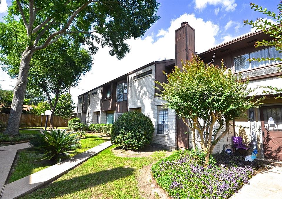 1st image of 8316 Augustine Dr APT B