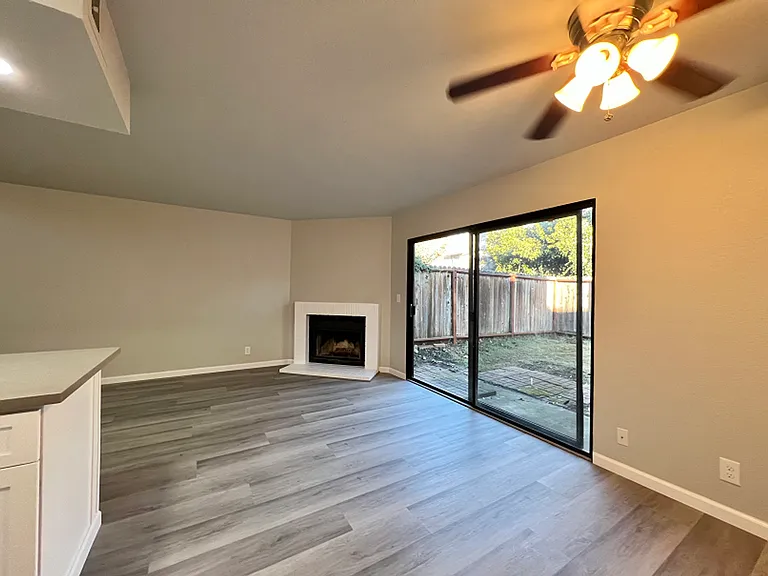 Adobe Creek Apartments — Photo 7